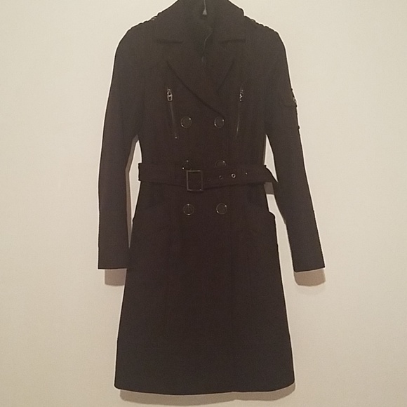 Coat - Picture 2 of 3